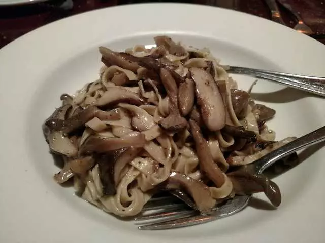 Lupa Trattoria