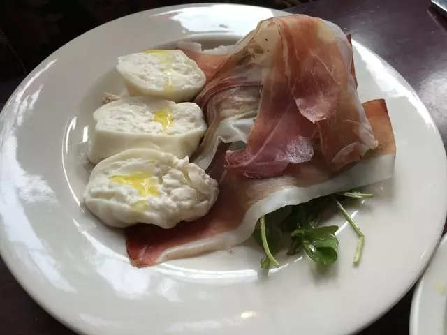Lupa Trattoria