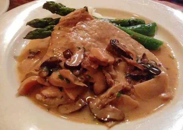 Lupa Trattoria