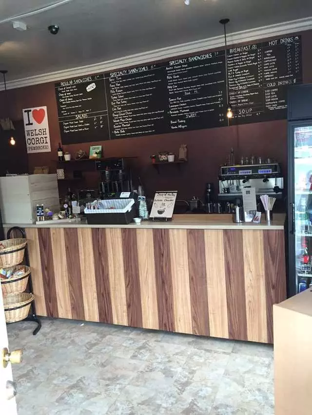 Amitis Café