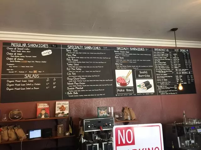Amitis Café