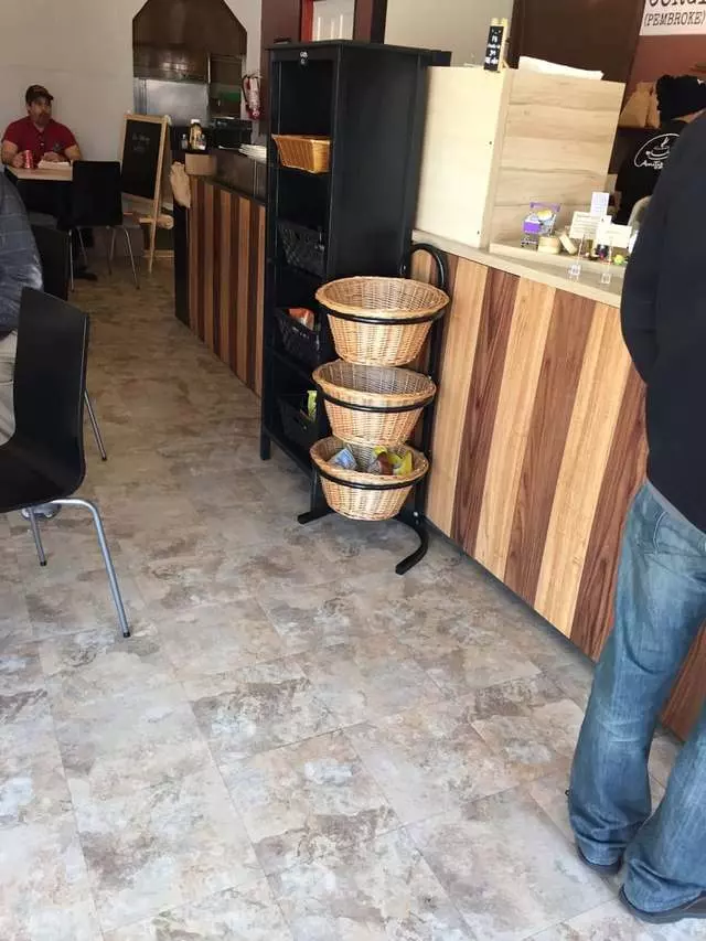 Amitis Café