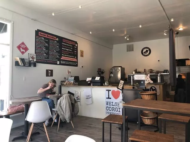 Amitis Café