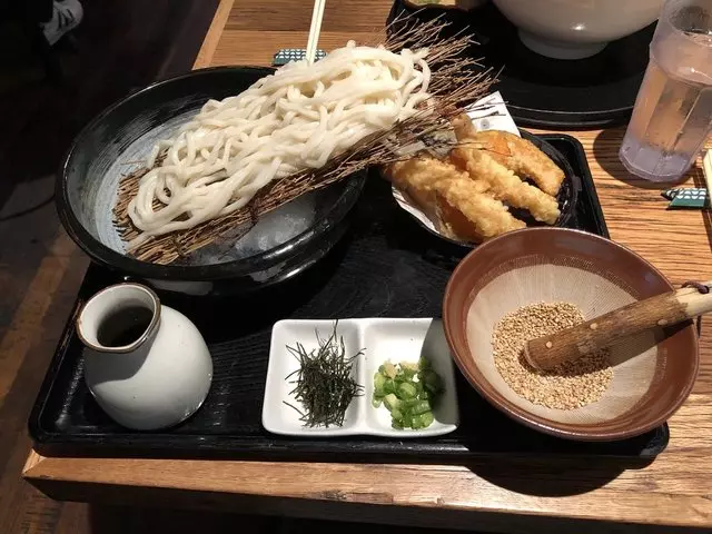 Udon Mugizo