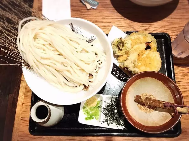 Udon Mugizo