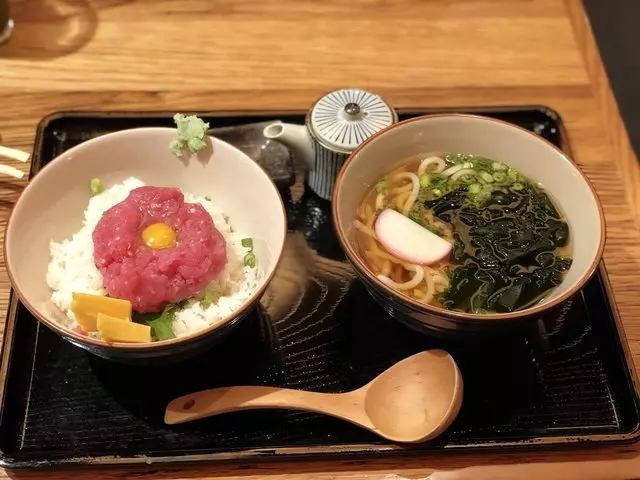 Udon Mugizo