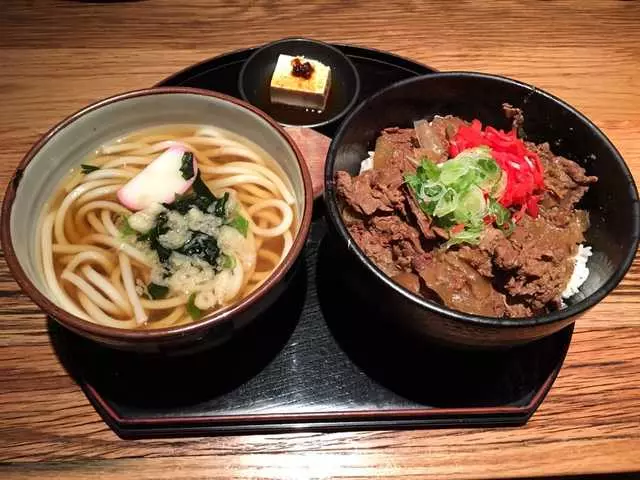 Udon Mugizo