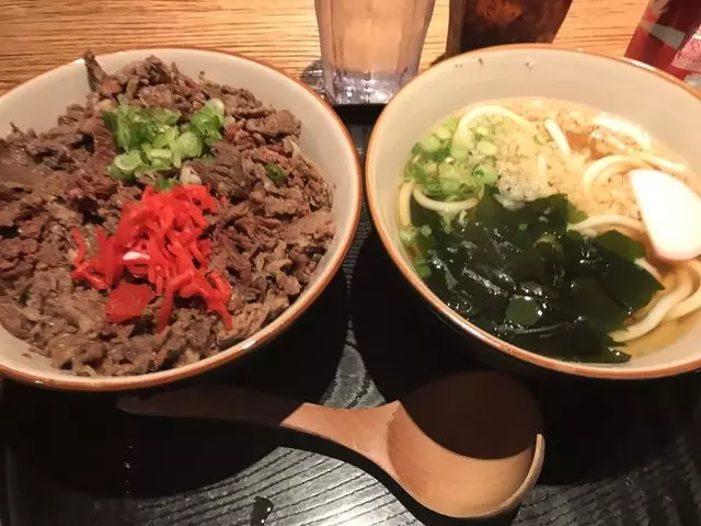 Udon Mugizo