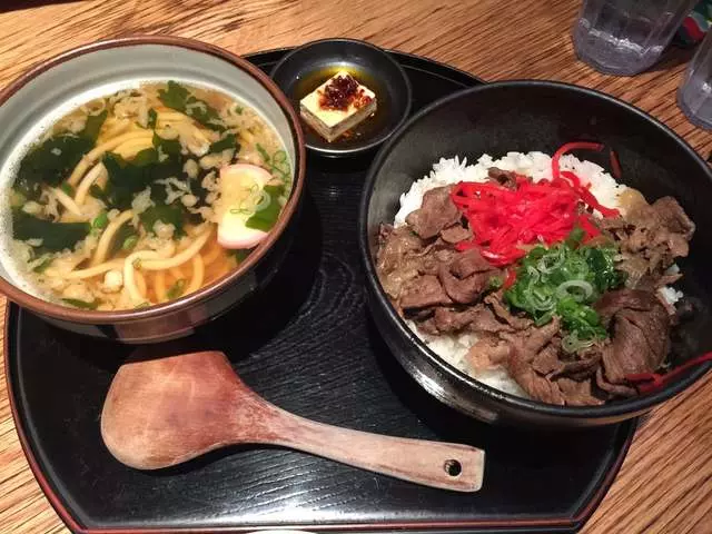 Udon Mugizo