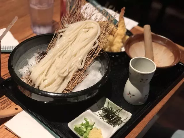 Udon Mugizo