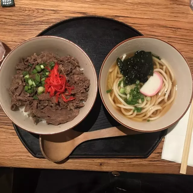 Udon Mugizo