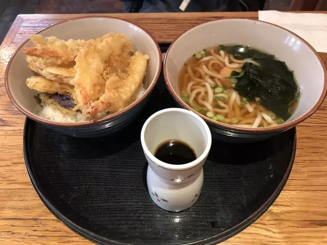 Udon Mugizo