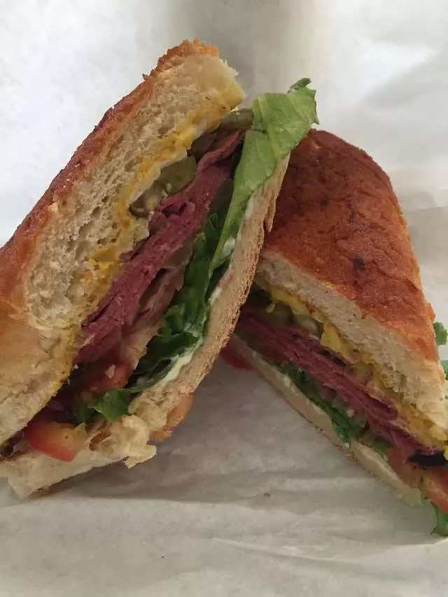 Alamo Square Market & Deli