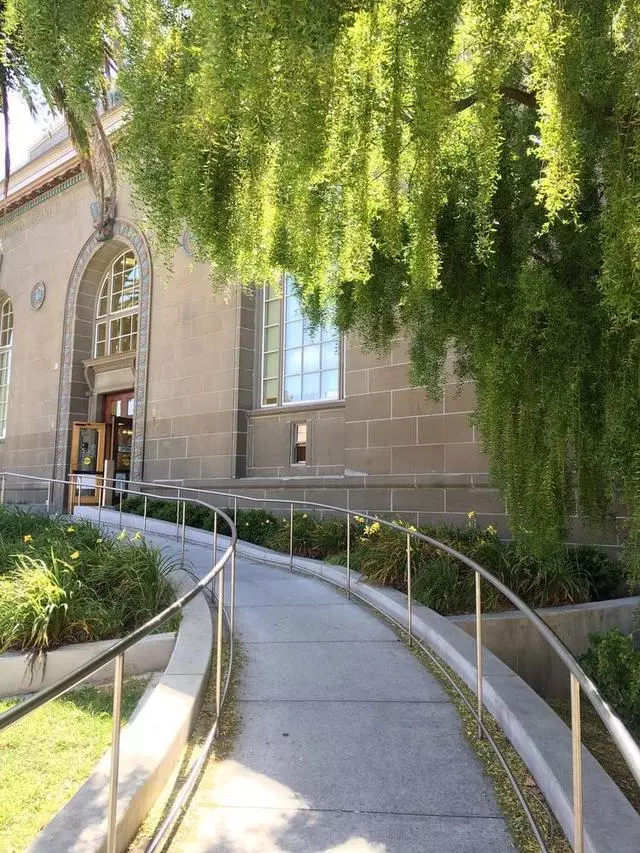 San Francisco Public Library - Richmond Branch