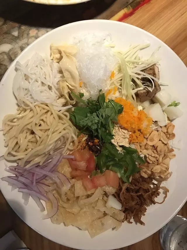 Burma Love