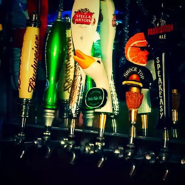 Clooney’s Pub
