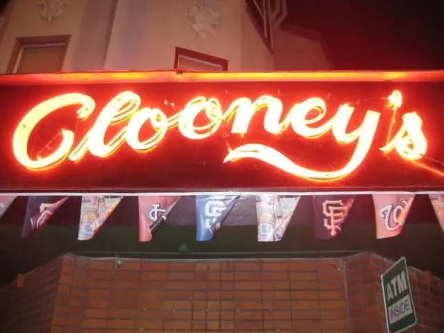 Clooney’s Pub