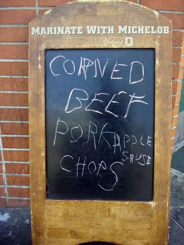 Clooney’s Pub