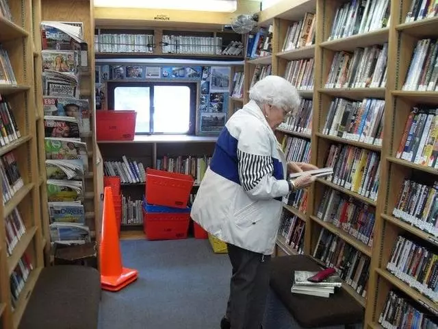SFPL Bookmobiles  Mobile Outreach Services