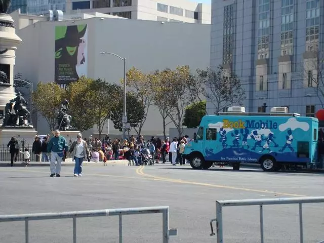 SFPL Bookmobiles  Mobile Outreach Services