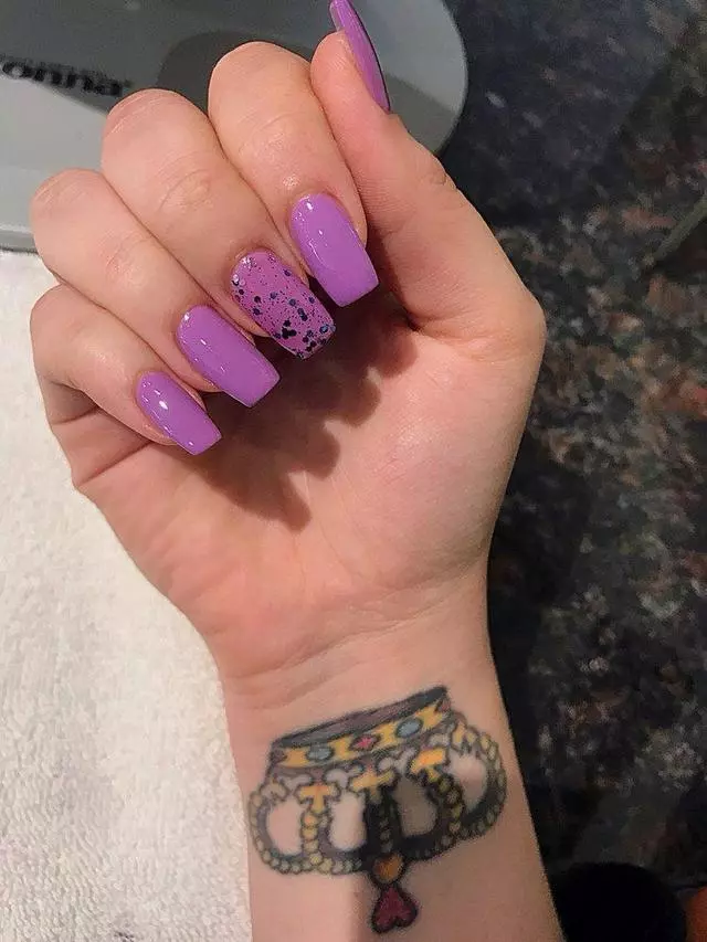Aquatica Nails