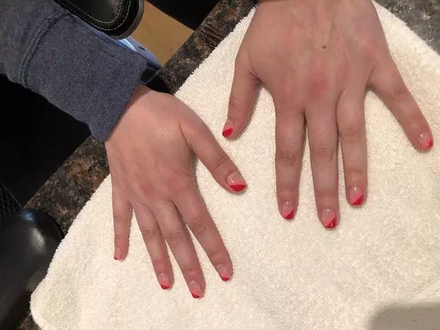 Aquatica Nails