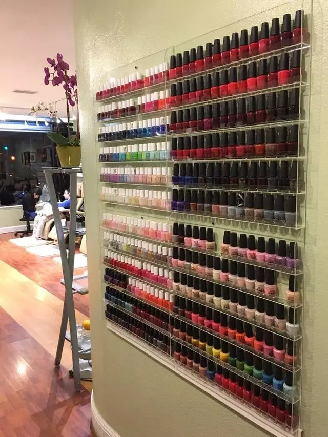 Aquatica Nails
