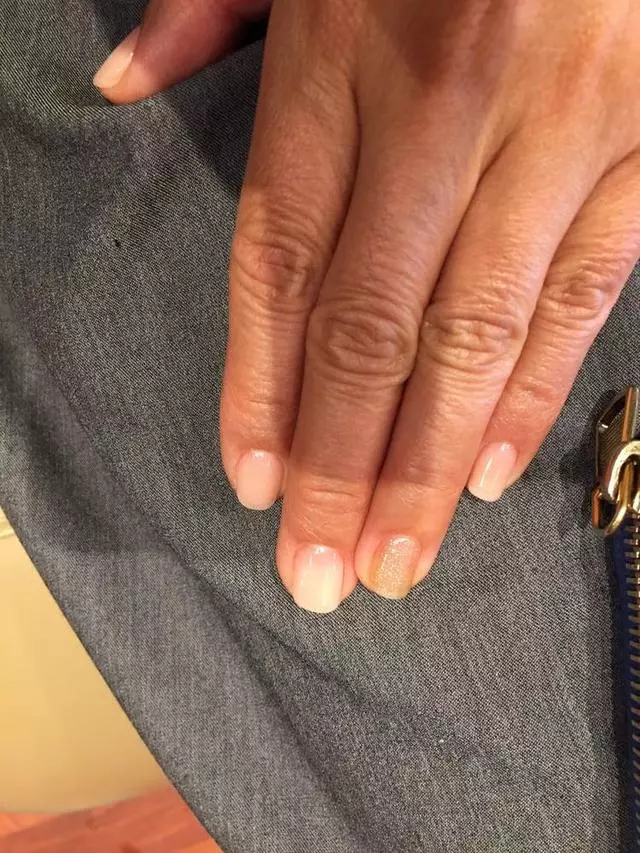 Aquatica Nails