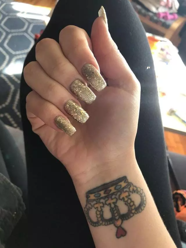 Aquatica Nails