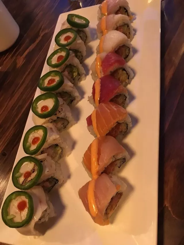 V16 Sushi Lounge