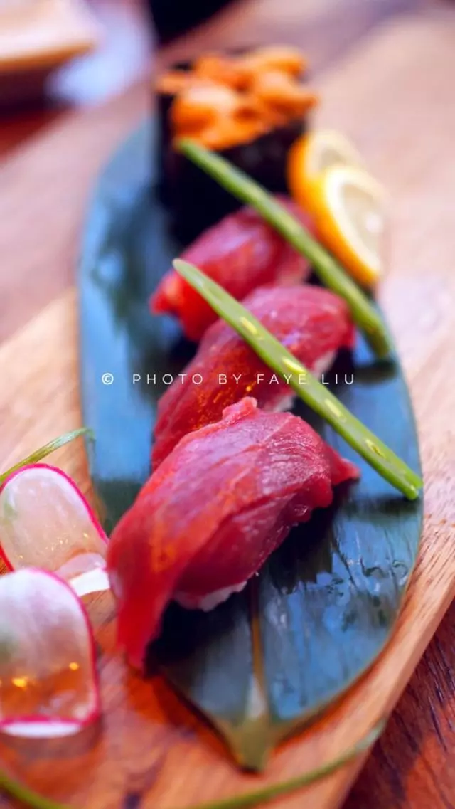 V16 Sushi Lounge