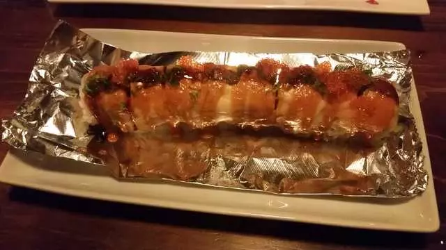 V16 Sushi Lounge