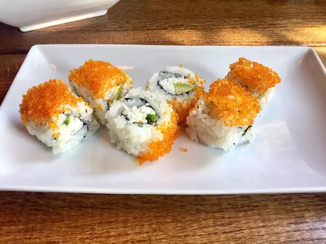 V16 Sushi Lounge