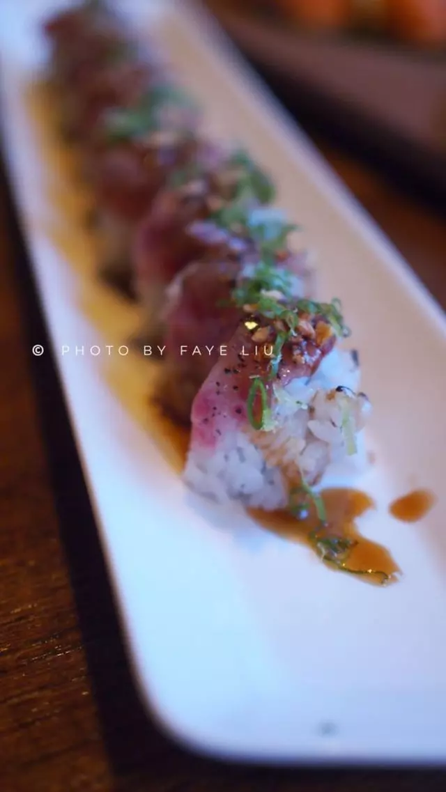 V16 Sushi Lounge