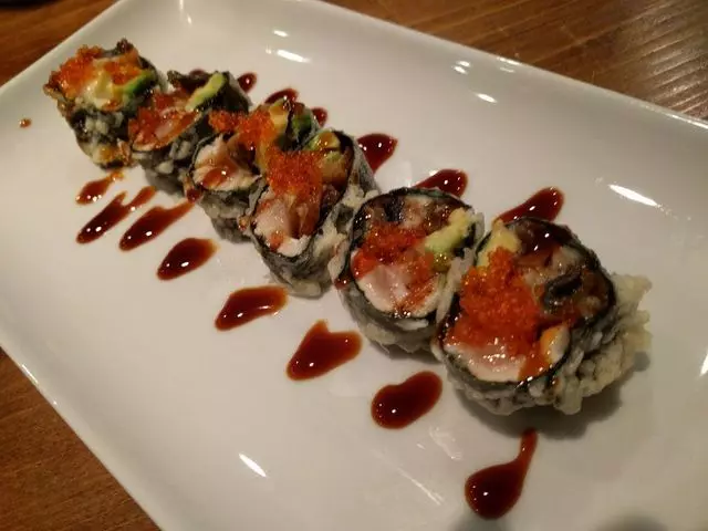 V16 Sushi Lounge
