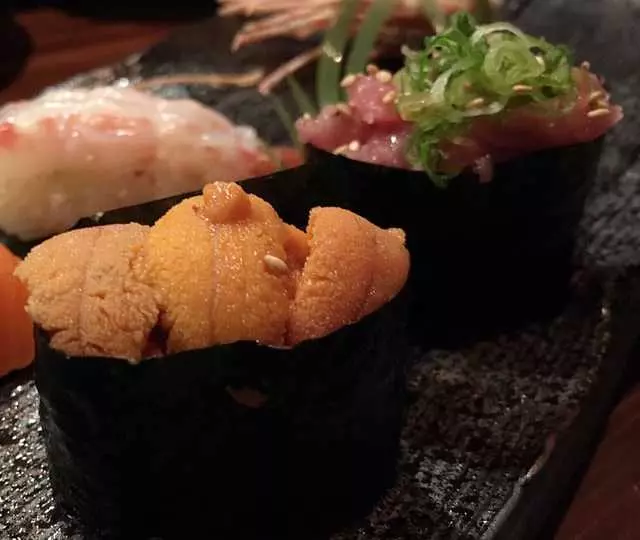 V16 Sushi Lounge