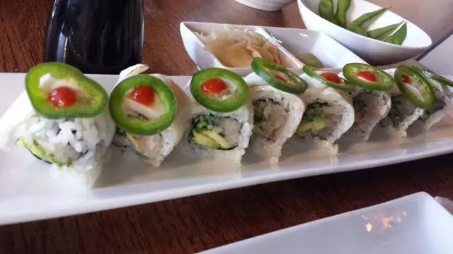 V16 Sushi Lounge