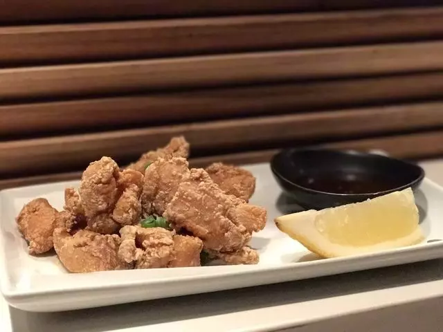 V16 Sushi Lounge