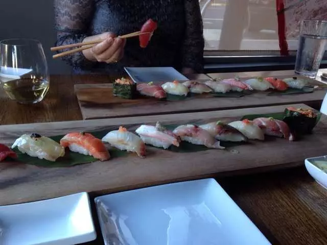 V16 Sushi Lounge