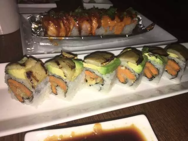 V16 Sushi Lounge