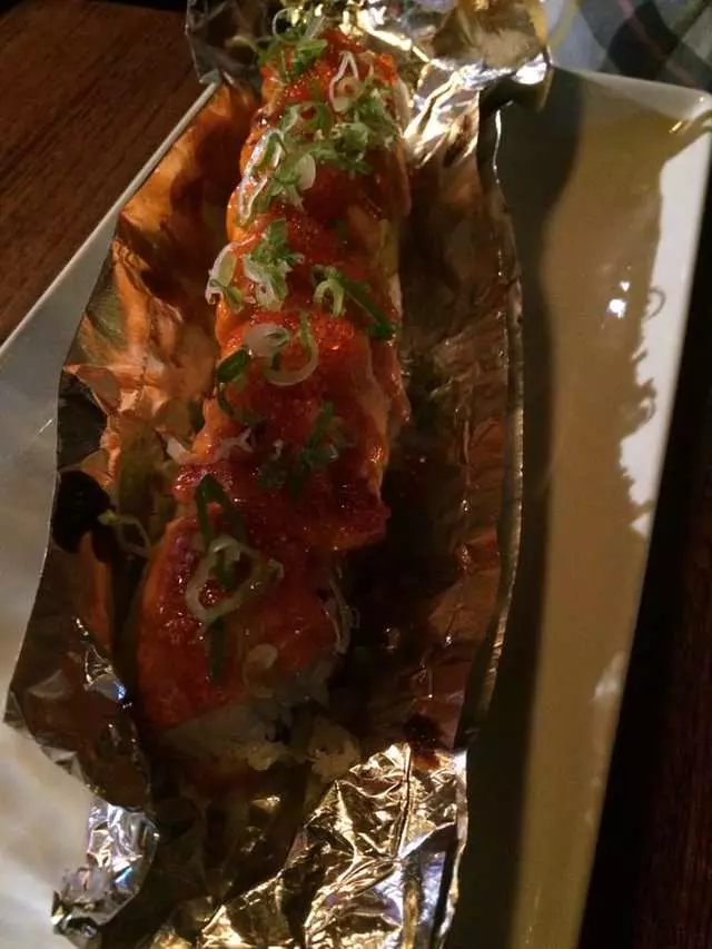 V16 Sushi Lounge