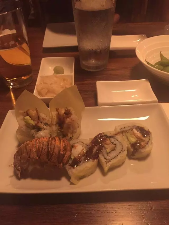 V16 Sushi Lounge