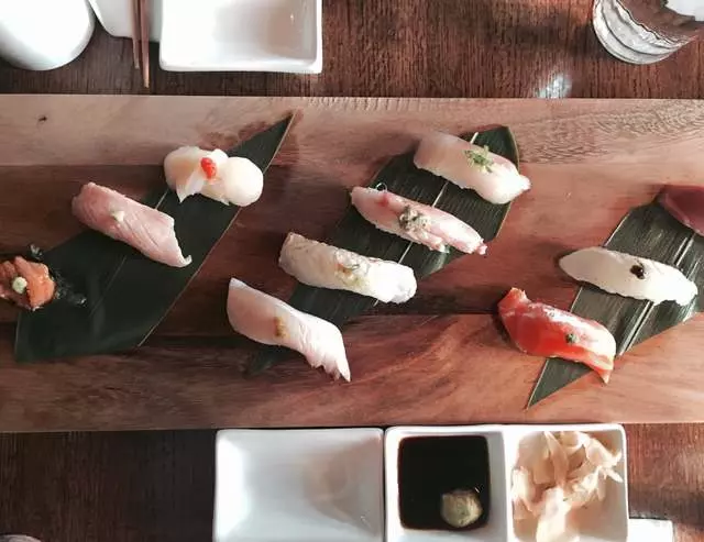 V16 Sushi Lounge