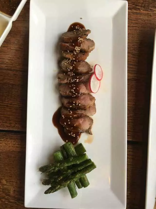 V16 Sushi Lounge