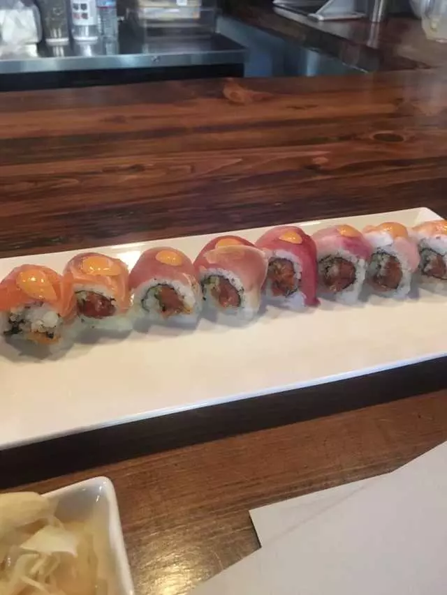 V16 Sushi Lounge