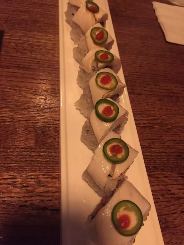 V16 Sushi Lounge