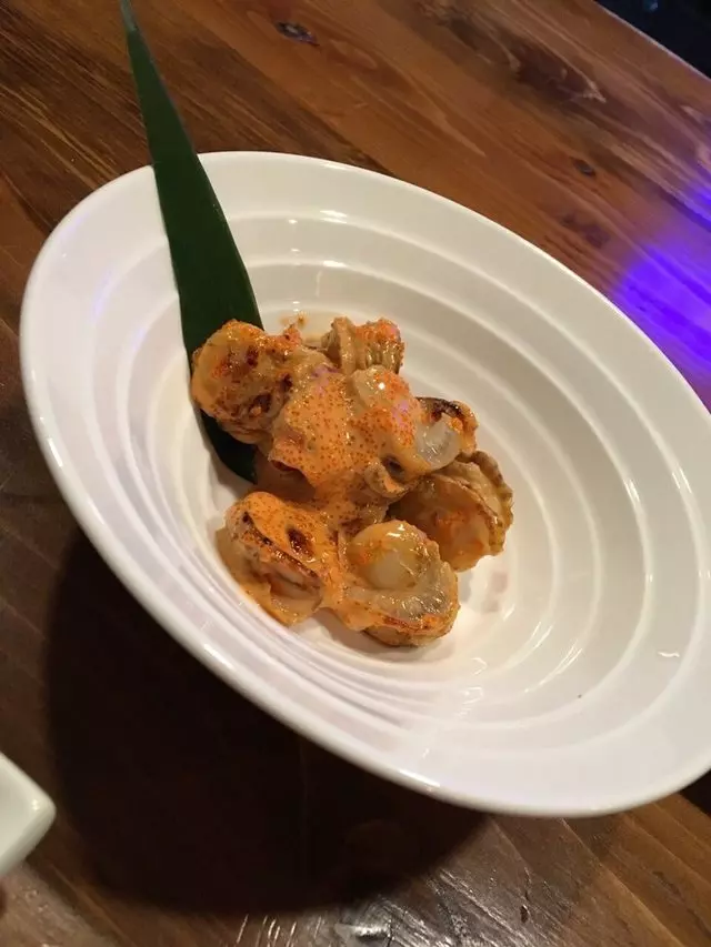 V16 Sushi Lounge