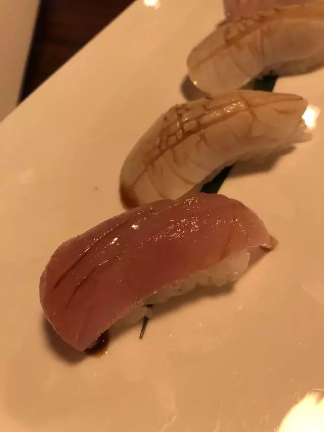 V16 Sushi Lounge