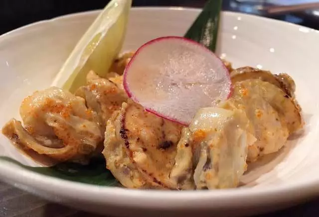 V16 Sushi Lounge