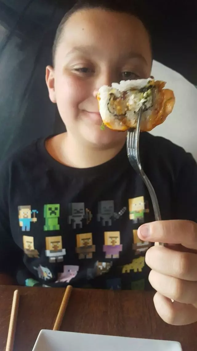 V16 Sushi Lounge
